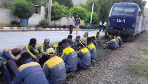 تداوم اعتصاب کارگران و کارکنان نگهداری خط و ابنیه فنی راه آهن