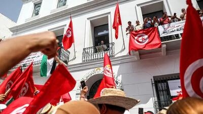 خیز اتحادیه کارگران تونس برای برگزاری اعتصاب سراسری