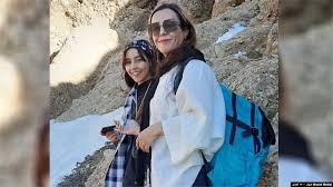 مریم عباسی‌ و دخترش تحت فشار برای اعتراف اجباری