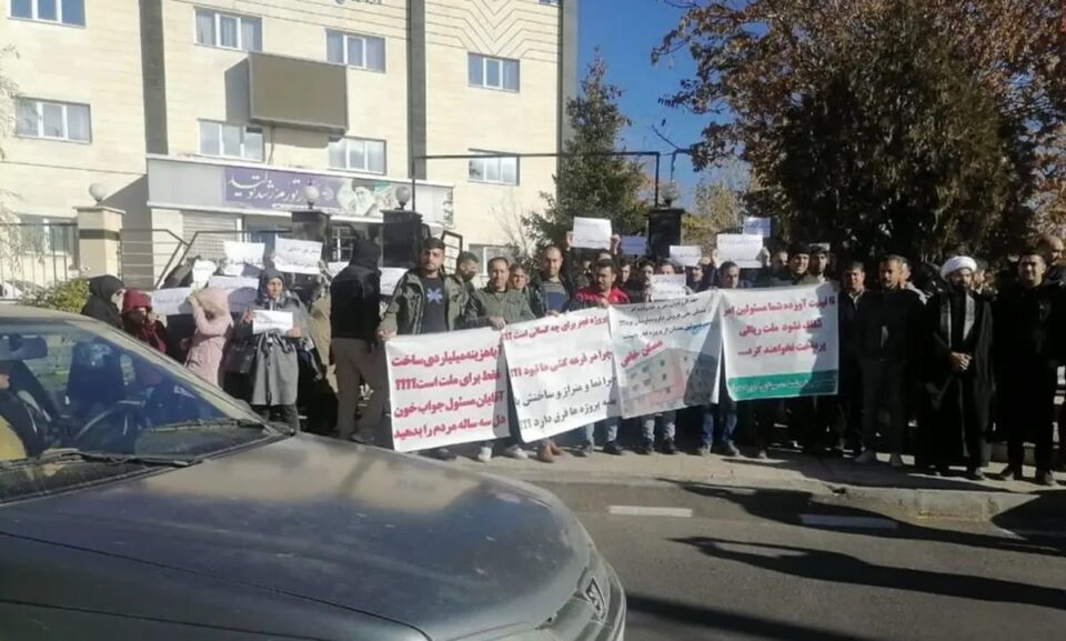 اعتراض متقاضیان مسکن ملی در زنجان