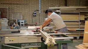 اعتراض کارگران کارخانه کیش‌چوب به عدم پرداخت حقوق