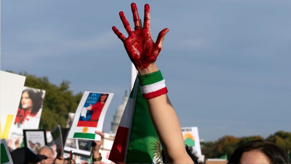 تداوم اعتراضات ایرانیان خارج از کشور علیه سرکوب و کشتار2