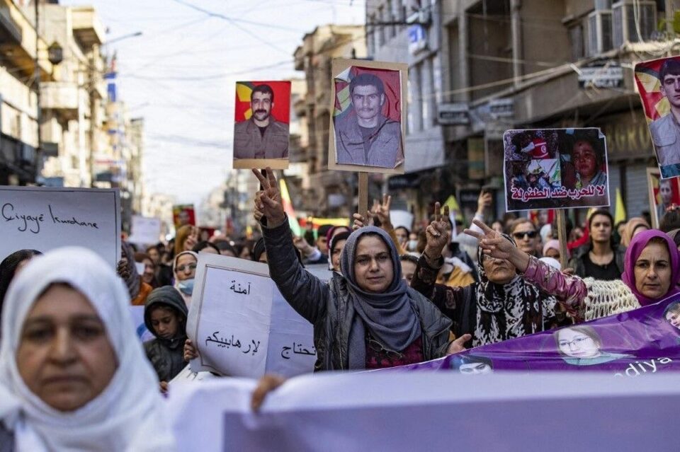 تداوم اعتراضات در کردستان ترکیه در حمایت از مقاومت روژآوا