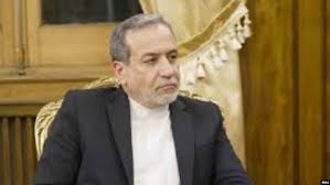 واکنش ها به لغو دعوت عباس عراقچی از نشست داووس