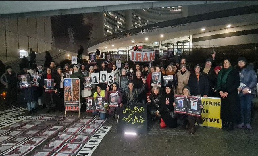 تظاهرات ایرانیان خارج از کشور علیه سرکوب در ایران