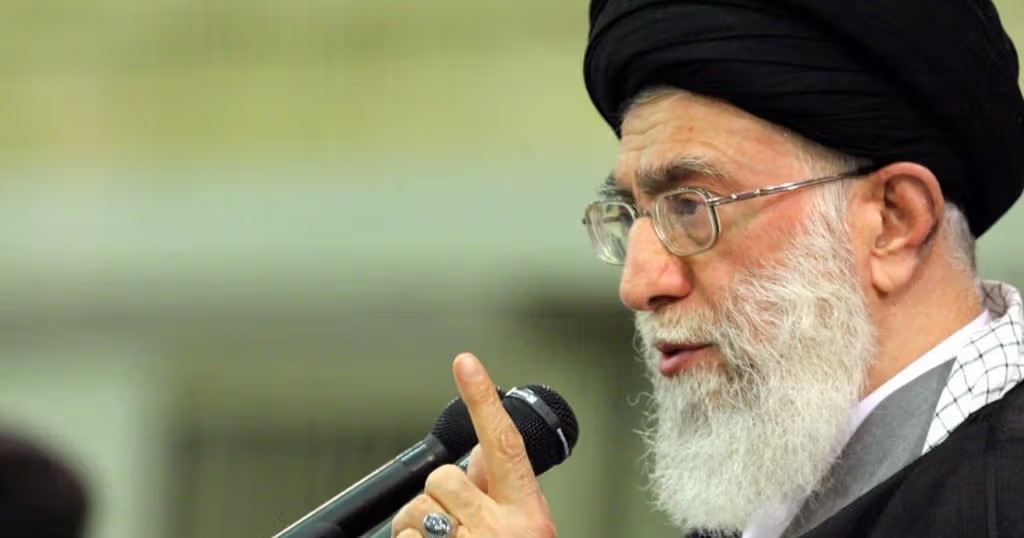 تهدید معترضان و حامیان خیزش مردمی توسط علی خامنه ایی