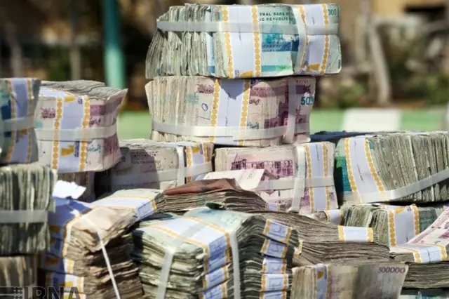 خروج ناگهانی ۱۲ هزار میلیارد تومان نقدینگی از بورس ایران