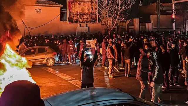 جهش آماری قربانیان سرکوب در ایران در پانزدهمین روز اعتراضات