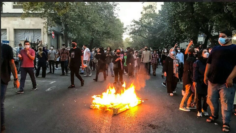 فشار رژیم برای ضبط حافظه دوربین‌های مداربسته در شهرهای ایران1