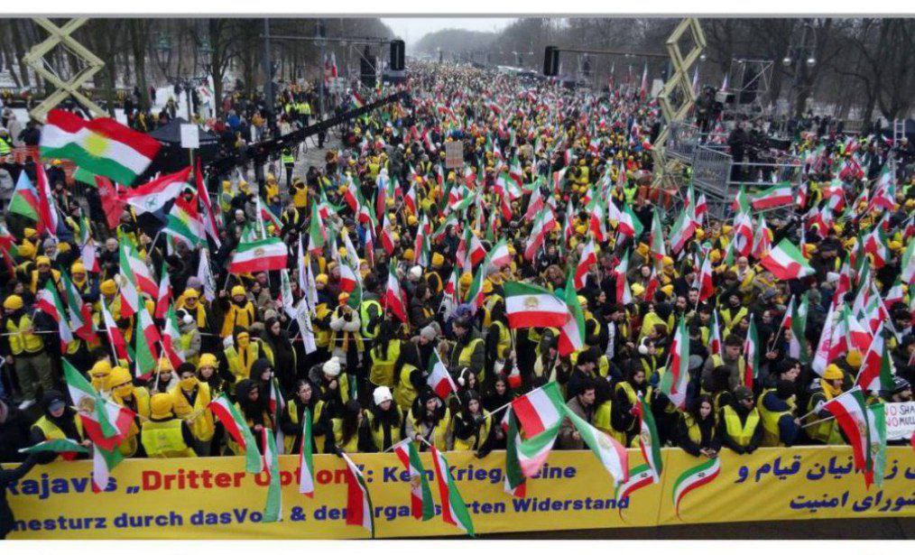 ادامه تجمع‌های اعتراضی ایرانیان در اروپا و آمریکا