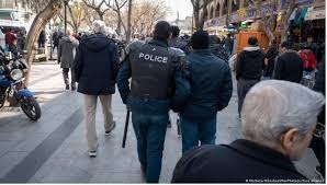 استقرار بی‌سابقه نیروهای امنیتی در کرمانشاه،اردبیل و بازار تهران