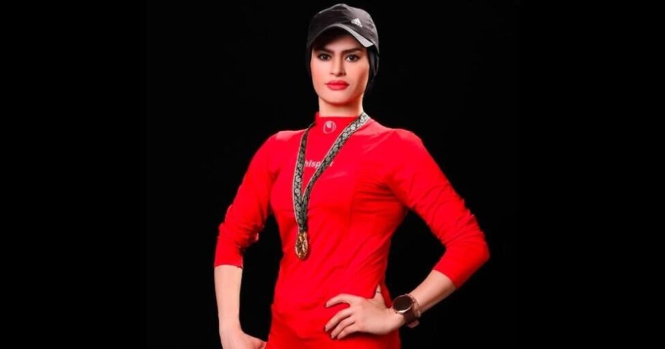 بازداشت نرگس حیدری مربی بدنساز اهل ایذه توسط نیروهای امنیتی