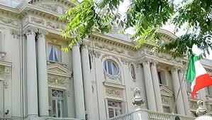 توقیف فعالیت های بخش کنسولی سفارت ایتالیا در ایران