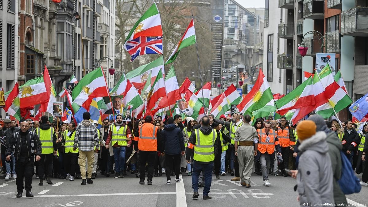 راهپیمایی ایرانیان آزادیخواه در بروکسل علیه جمهوری اسلامی
