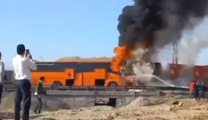 وقوع تصادف زنجیره‌ای اتوبوس زاهدان به یزد در شهرستان یزد