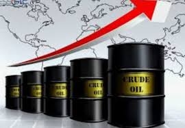 جهش و عقب‌نشینی قیمت جهانی نفت در سایه تنش‌های خاورمیانه