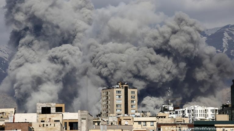 مورد هدف قرار دادن ستاد کل نیروهای امنیتی ایران و قرارگاه ثارالله توسط ارتش اسرائیل