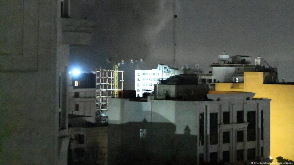 وضعیت ملتهب در تهران در سایه قطعی برق و استقرار نیروهای مسلح2