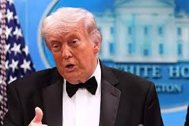 اظهارات ترامپ درباره ادامه محاصره دریایی ایران