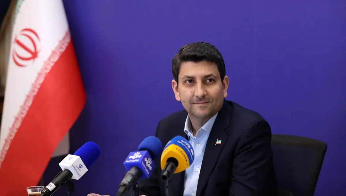 تکذیب اینترنت طبقاتی توسط وزیر ارتباطات رژیم