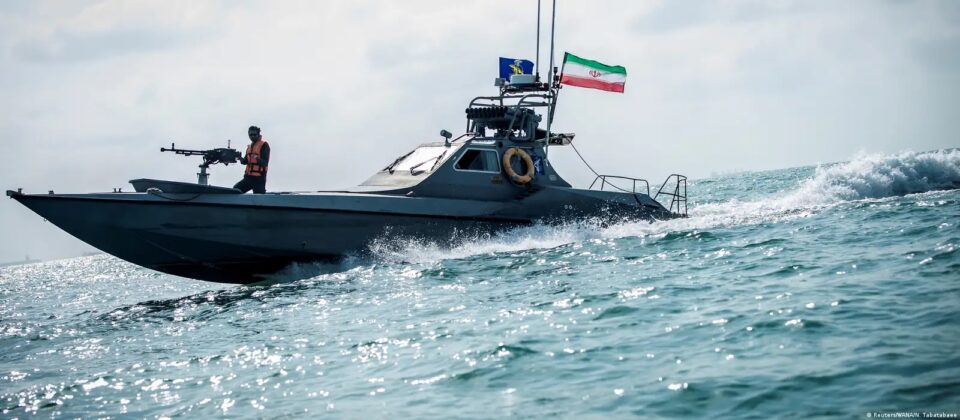 شلیک به نفتکش در دریای عمان توسط سپاه پاسداران