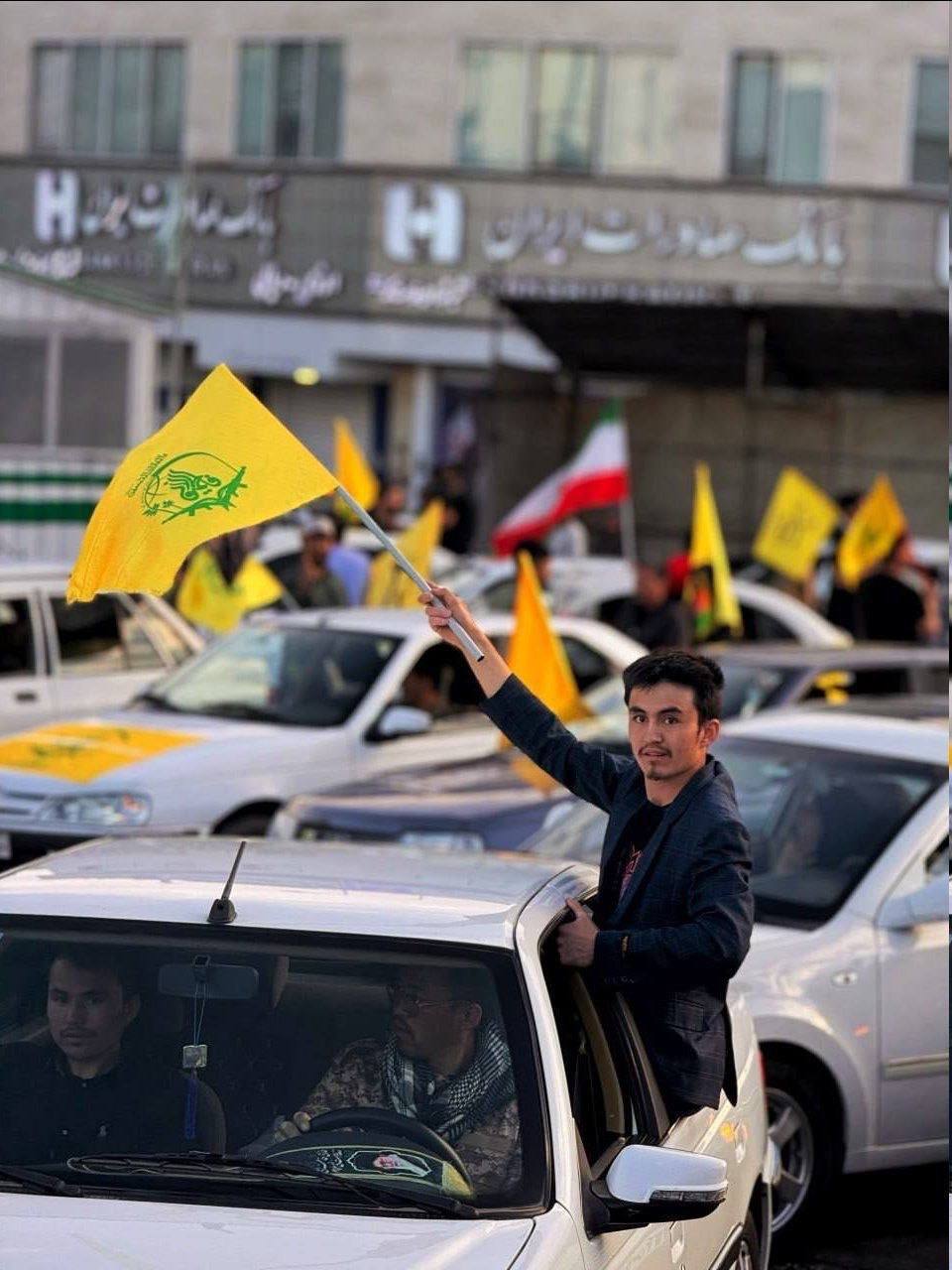 نمایش حضور نیروهای فاطمیون و گروه های نیابتی در تهران