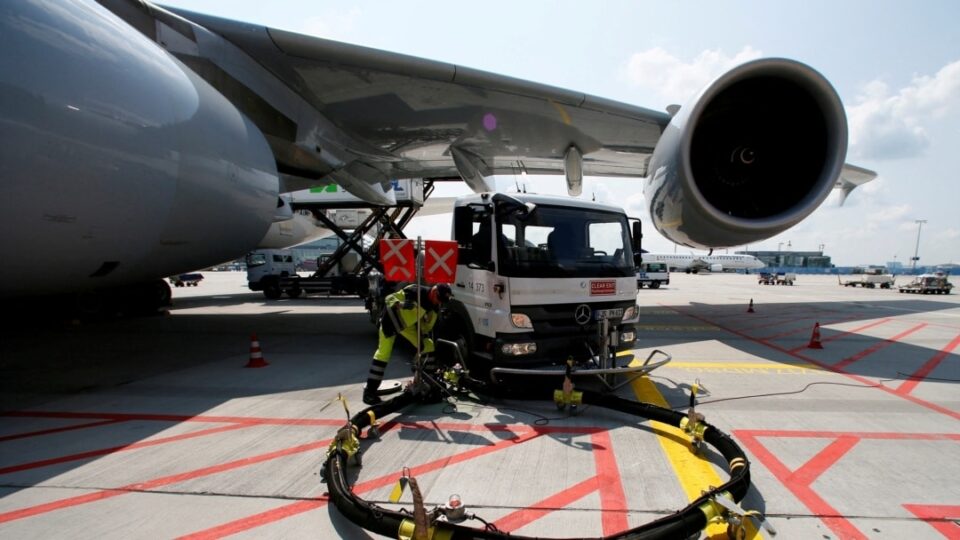 هشدار اتحادیه اروپا درباره کمبود سوخت جت 1