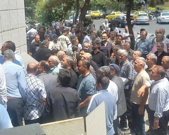 تجمع اعتراضی نانوایان در کرمانشاه