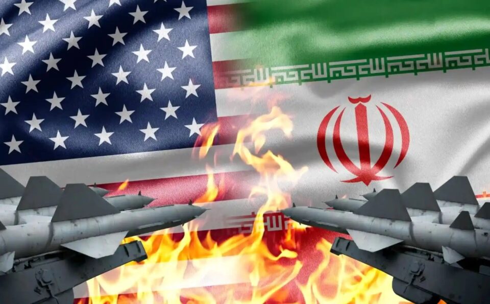 حمله موشکی و پهپادی جمهوری اسلامی به ناوهای آمریکایی 2