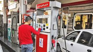 کاهش سهمیه سوخت و جهش قیمت بنزین آزاد