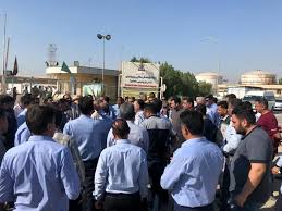 اعتراض کارگران اخراجی پتروشیمی تخت جمشید