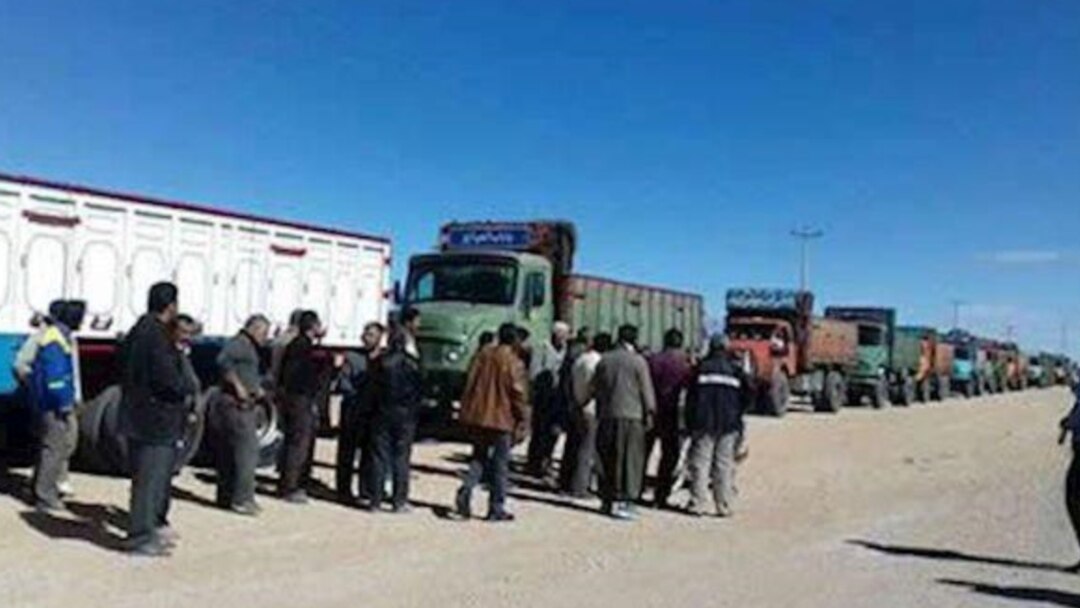 اعتراض کامیون‌داران از ثابت ماندن کرایه بار