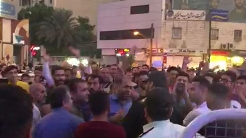 اعتراض شهروندان کرمان به کاهش سهمیه بنزین