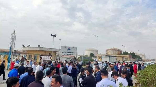 اعتراض کارگران پایانه‌ها و مخازن ماهشهر