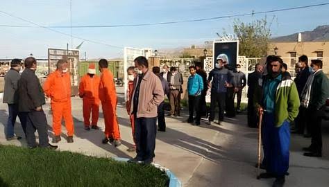 تجمع اعتراضی کارگران اخراج شده شهرداری ایرانشهر