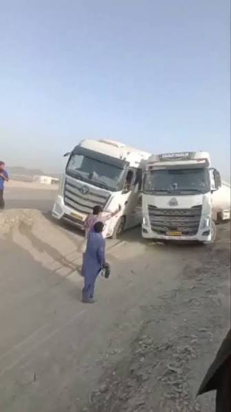 تجمع اعتراضی رانندگان در مرز پیشین راسک