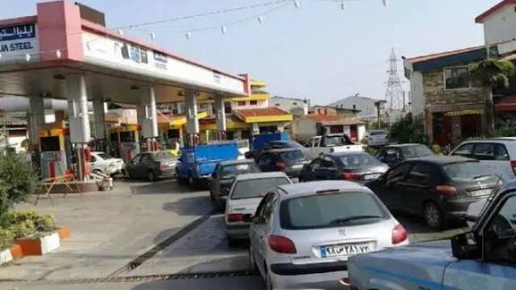 تشدید کمبود بنزین در نقاط مختلف چابهار