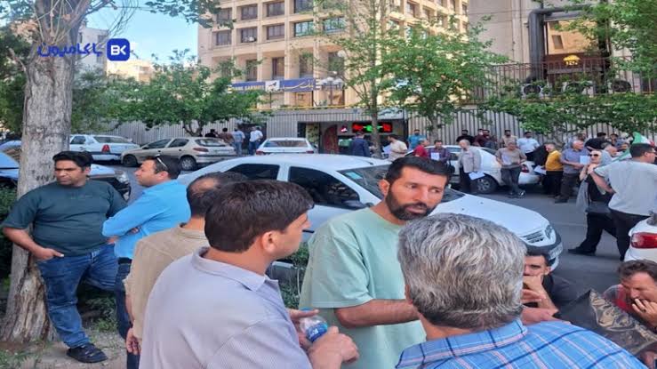 تجمع مال‌باختگان پرونده گلوبال در تبریز