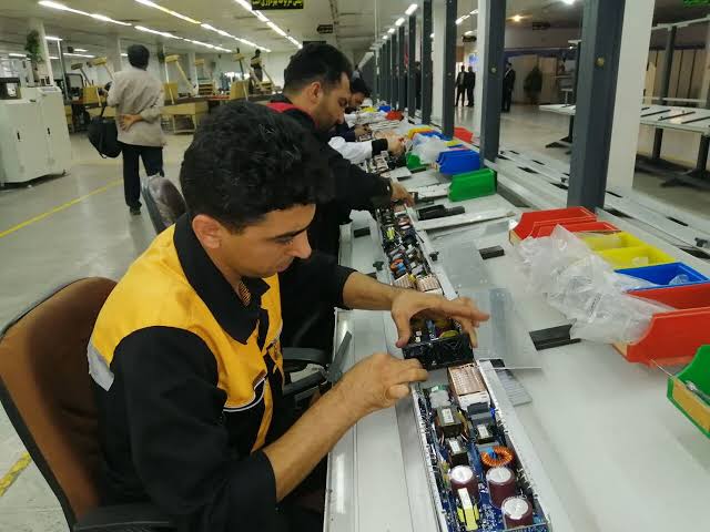 تجمع کارگران کارخانجات مخابراتی ایران در شیراز
