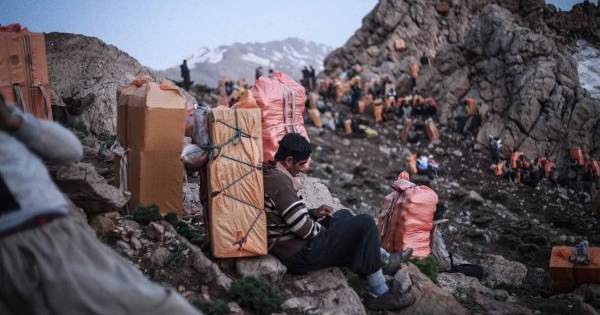 در خواست سازمان ملل برای توقف کشتار کولبران و سوختبران
