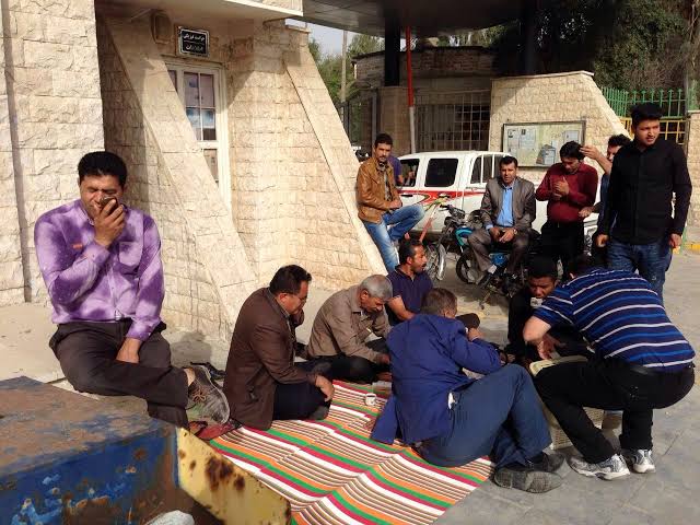 نارضایتی کارگران خدماتی شهرداری بندر خمینی