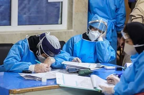 پرستاران در متن بحران‌های عمومی جامعه ایران؛ از جنگ و سرکوب تا بازگشت مطالبات