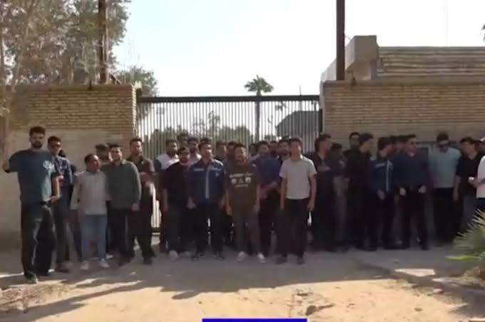 اعتراض کارگران پروژه فولاد آلیاژی بافق
