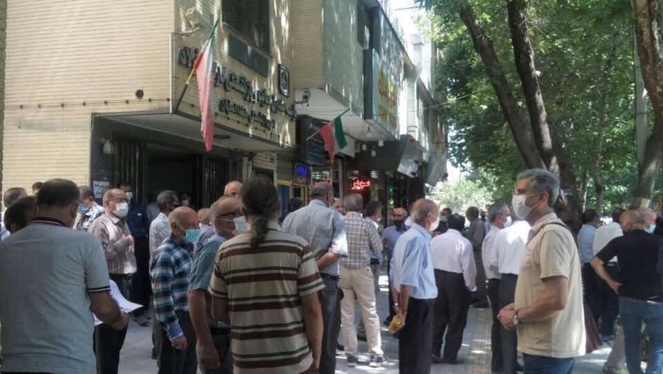 تجمع بازنشستگان صندوق بازنشستگی فولاد در خوزستان و اصفهان