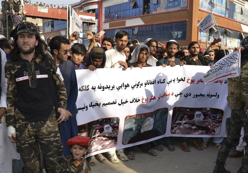 کشته شدن 20 کودک در حمله هوایی پاکستان به افغانستان
