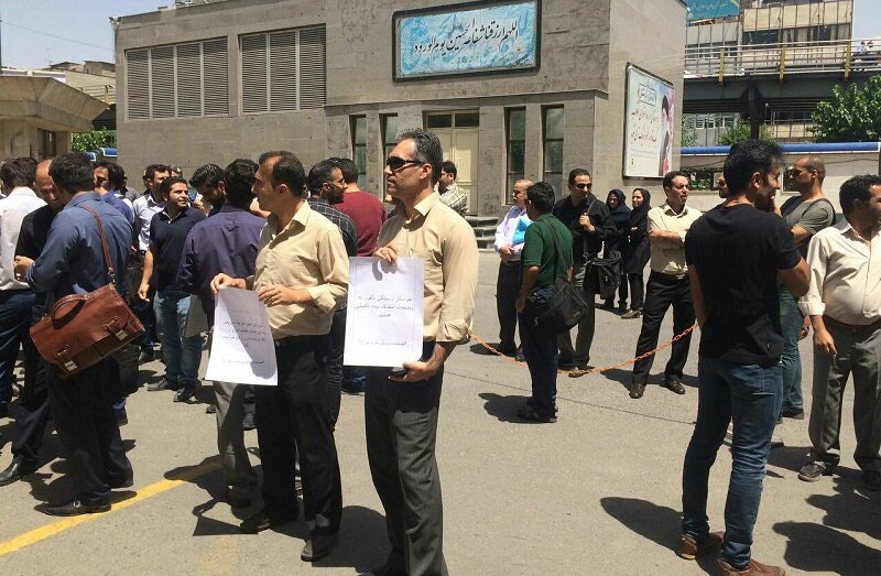 اعتراض راهبران متروی تهران