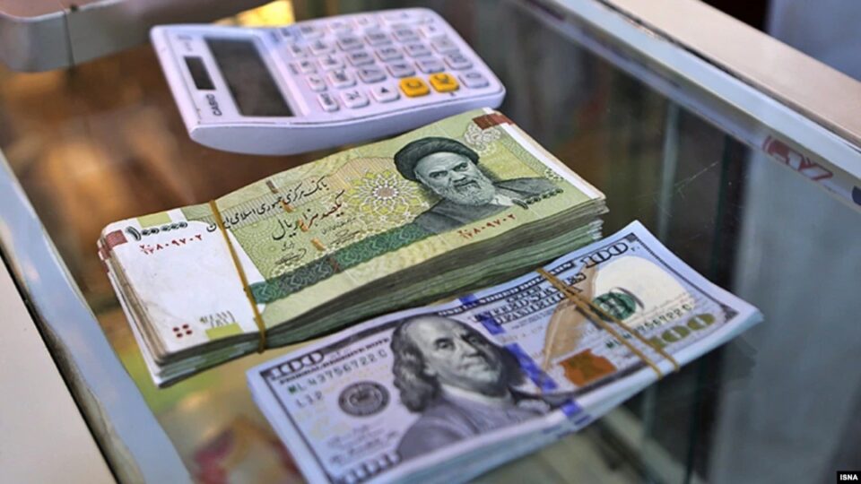 سقوط تاریخی ریال در برابر نرخ دلار1