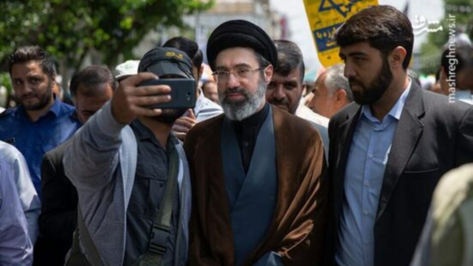 انشتار خبر انتصاب مجتبی خامنه ای بعنوان رهبر موقت رژیم