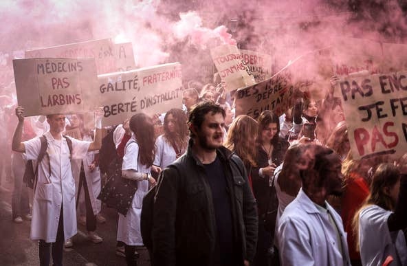 اعتصاب کارکنان بخش بهداشت و درمان فرانسه