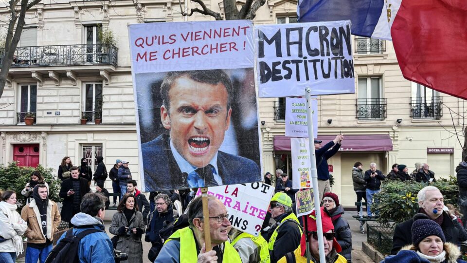 اعلام اعتصاب اتحادیه های کارگر فرانسه 1